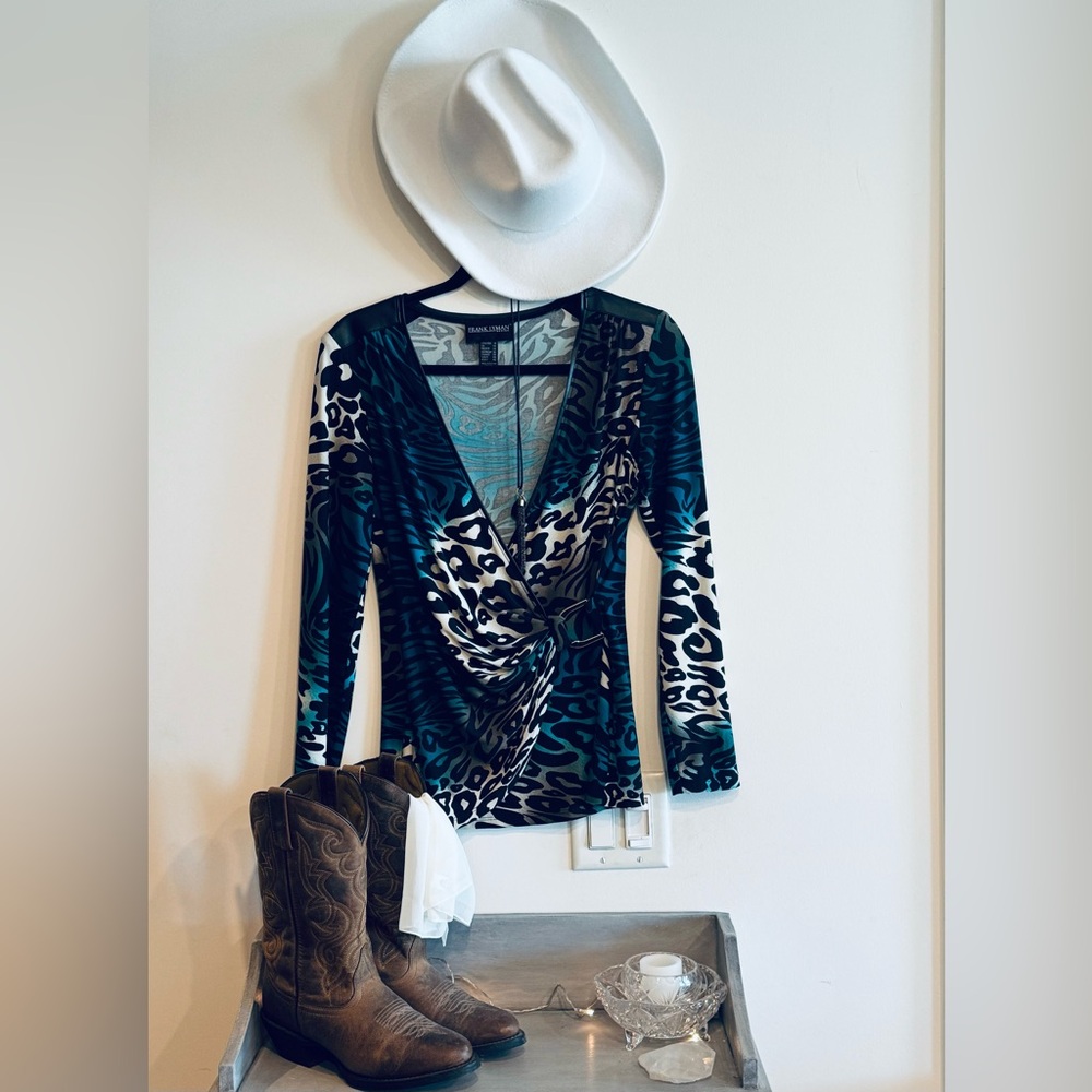FRANK LYMAN animal print wrap top